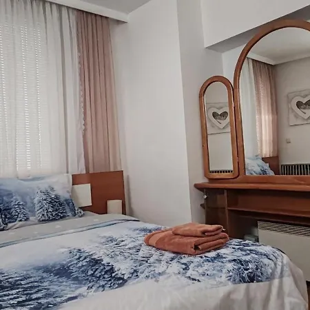 View With Rooftop Terrace 公寓